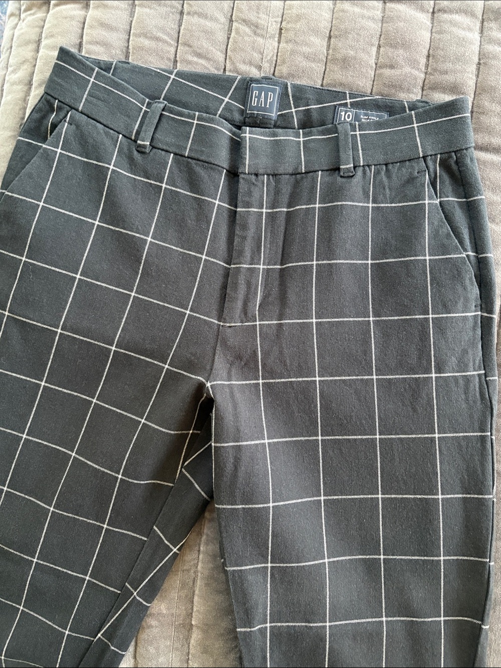 GAP Women's Black Windowpane Ankle Pants